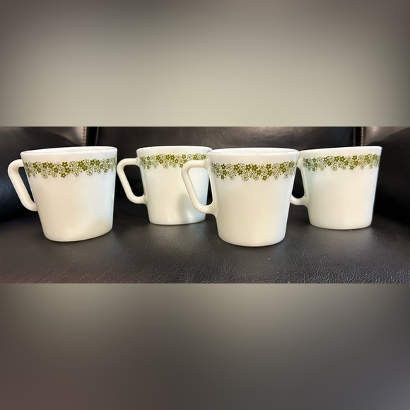 Pyrex Other - Vintage Pyrex Crazy Daisy Spring Blossom D-Handle Coffee Mugs -Set Of 4